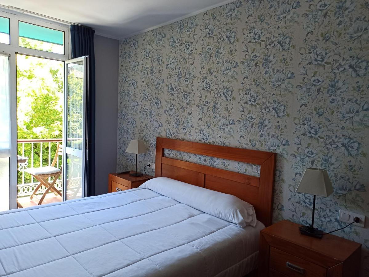 Hotel Aguila Real Onís Extérieur photo