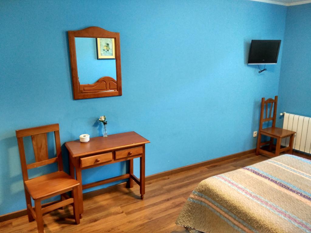 Hotel Aguila Real Onís Extérieur photo